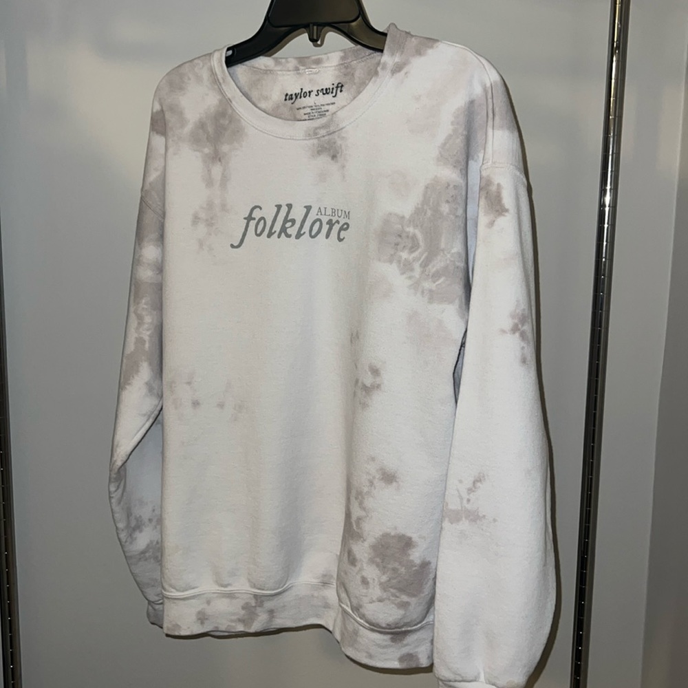 Official Taylor Swift folklore crewneck size L